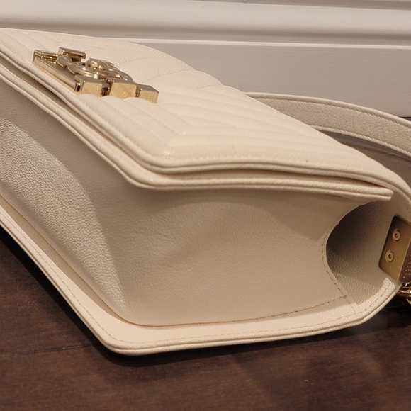 CHANEL SMALL BOY BAG (WHITE W/GOLD) - Picture 7 of 16